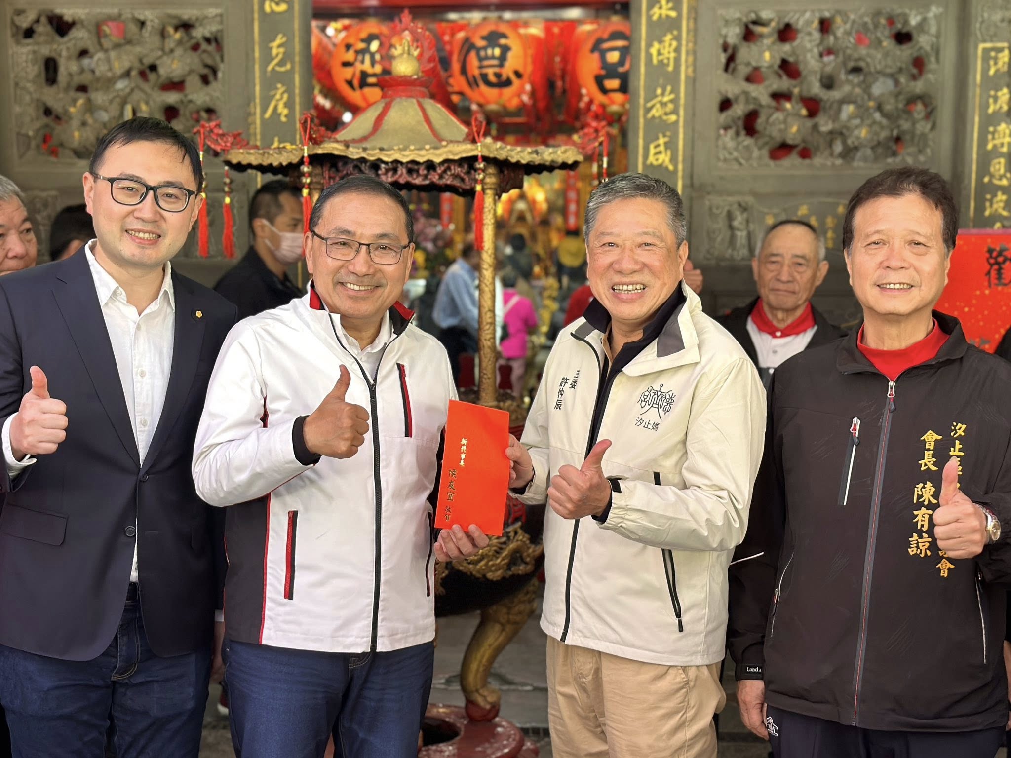 歡迎侯友宜市長蒞臨濟德宮參香拜年
